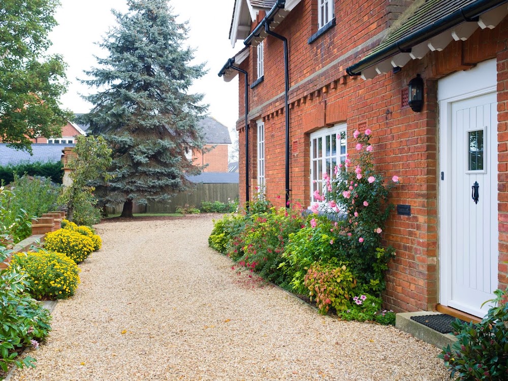 Cheltenham Town Landscaping and Driveway Services